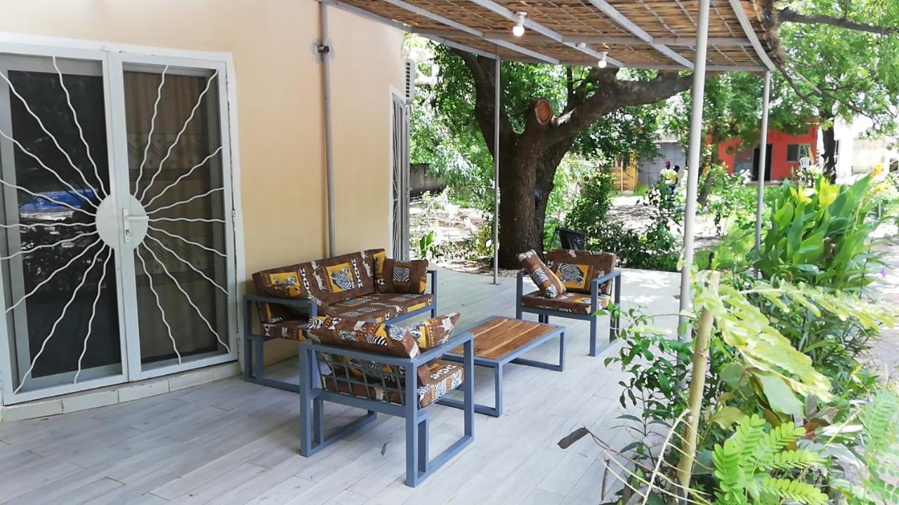 Hotel Les Fromagers Missirah Exterior foto