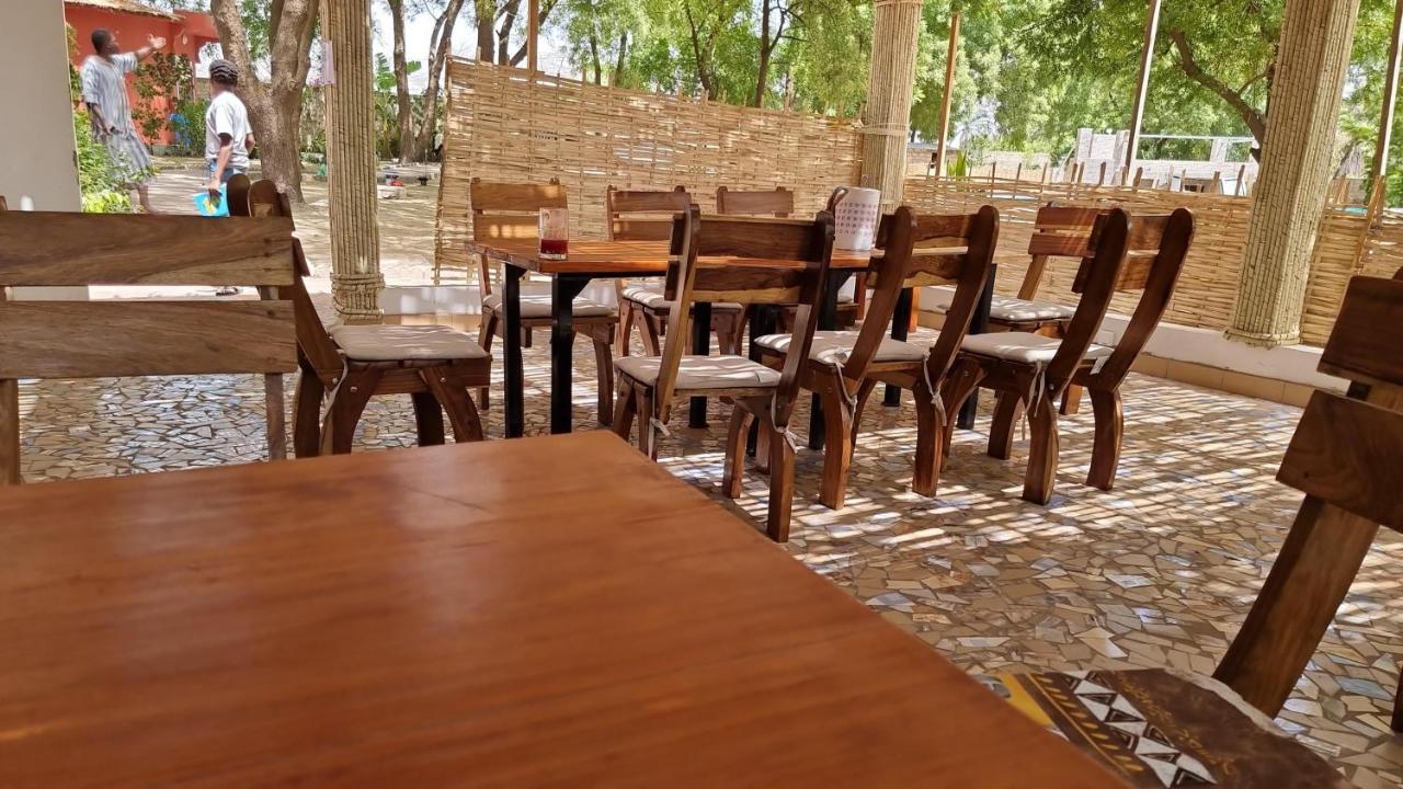 Hotel Les Fromagers Missirah Exterior foto